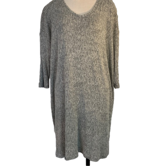 J. Jill Dresses & Skirts - J Jill purejill sz  L linen blend vneck short sleeve black and white dress